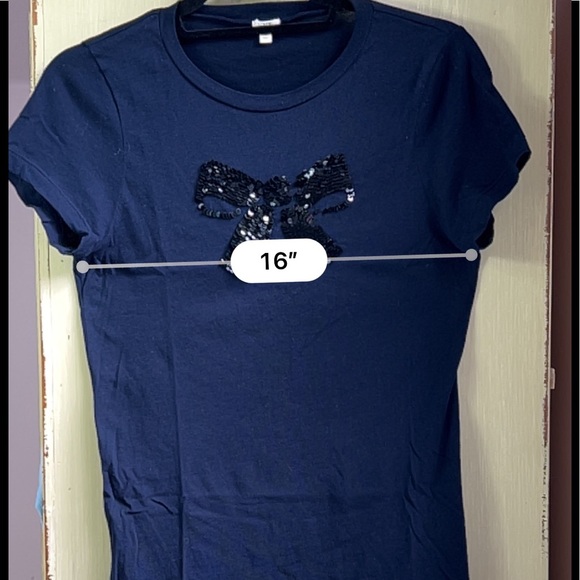 J. Crew Vintage Graphic Navy Tee w/ Black Sequined Bow. Size Med. Soft. - Picture 6 of 10